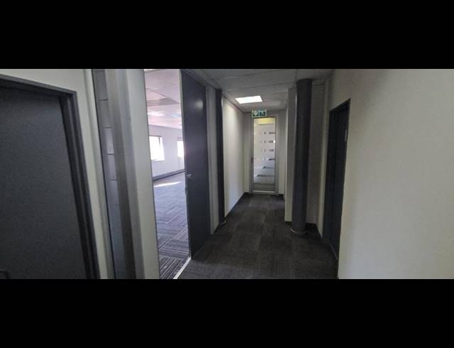 BUSINESS PROPERTY TO RENT IN VORNA VALLEY